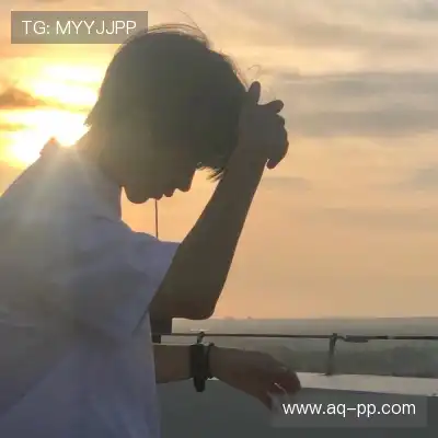 冯崧余